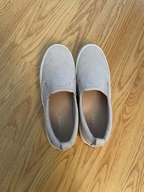 Sperry Perforated Slip-On Sneakers in Light Taupe Women’s 8.5